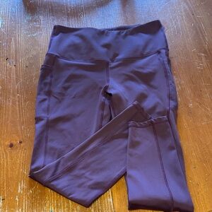 Legend active pants. Two side pockets. Used but good condition.